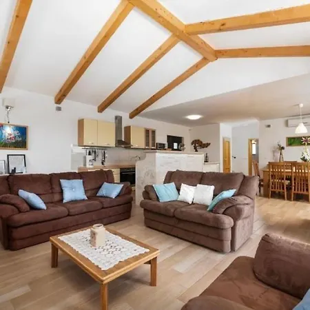 Villa Nira With Pool Barat (Porec)