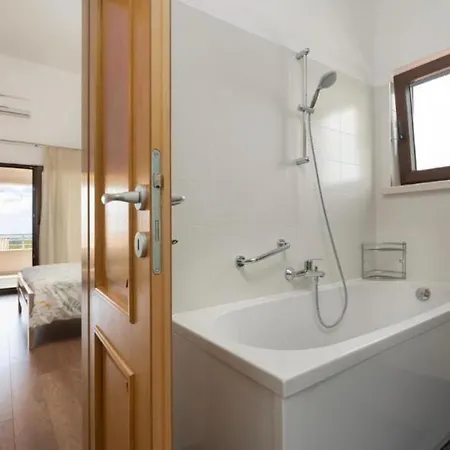 Willa Dolcevita At With Private Pool Barat (Porec)